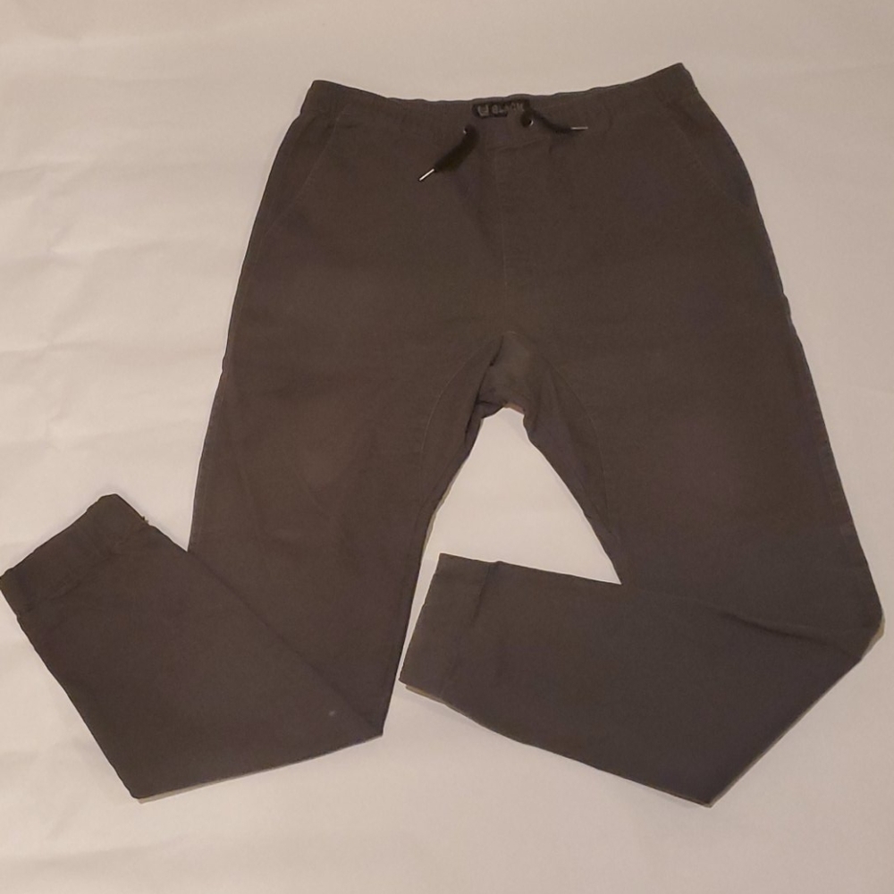 Mens drak gray drawstring banded bottom pants